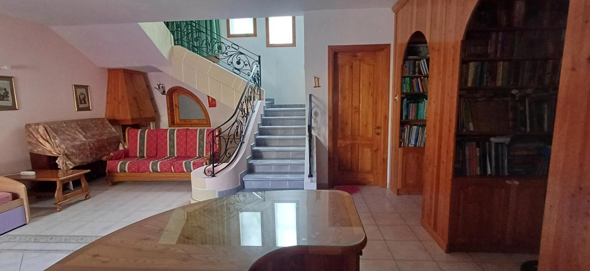 Apartament Cosy Spacious Maisonette